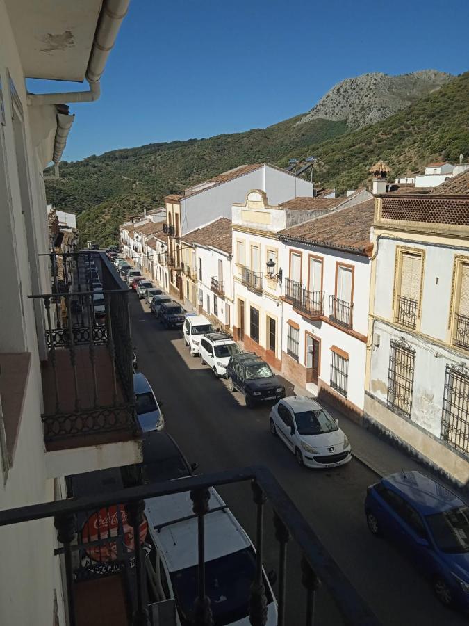 Pension La Sierra Cortes de la Frontera Exterior foto