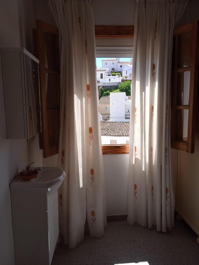 Pension La Sierra Cortes de la Frontera Exterior foto